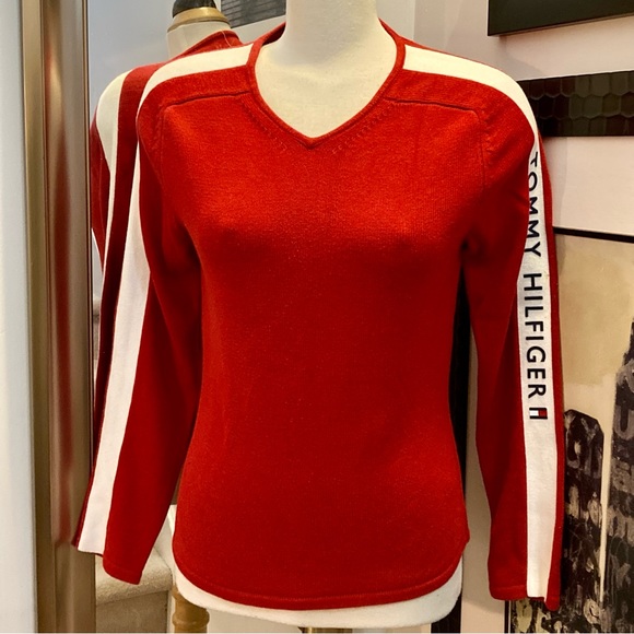 Vintage Tommy Hilfiger Jeans Sweater size medium - Picture 3 of 9